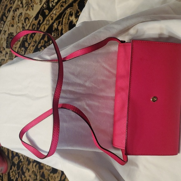 Kate Spade Crossbody Bag(Like-New) - Picture 7 of 10